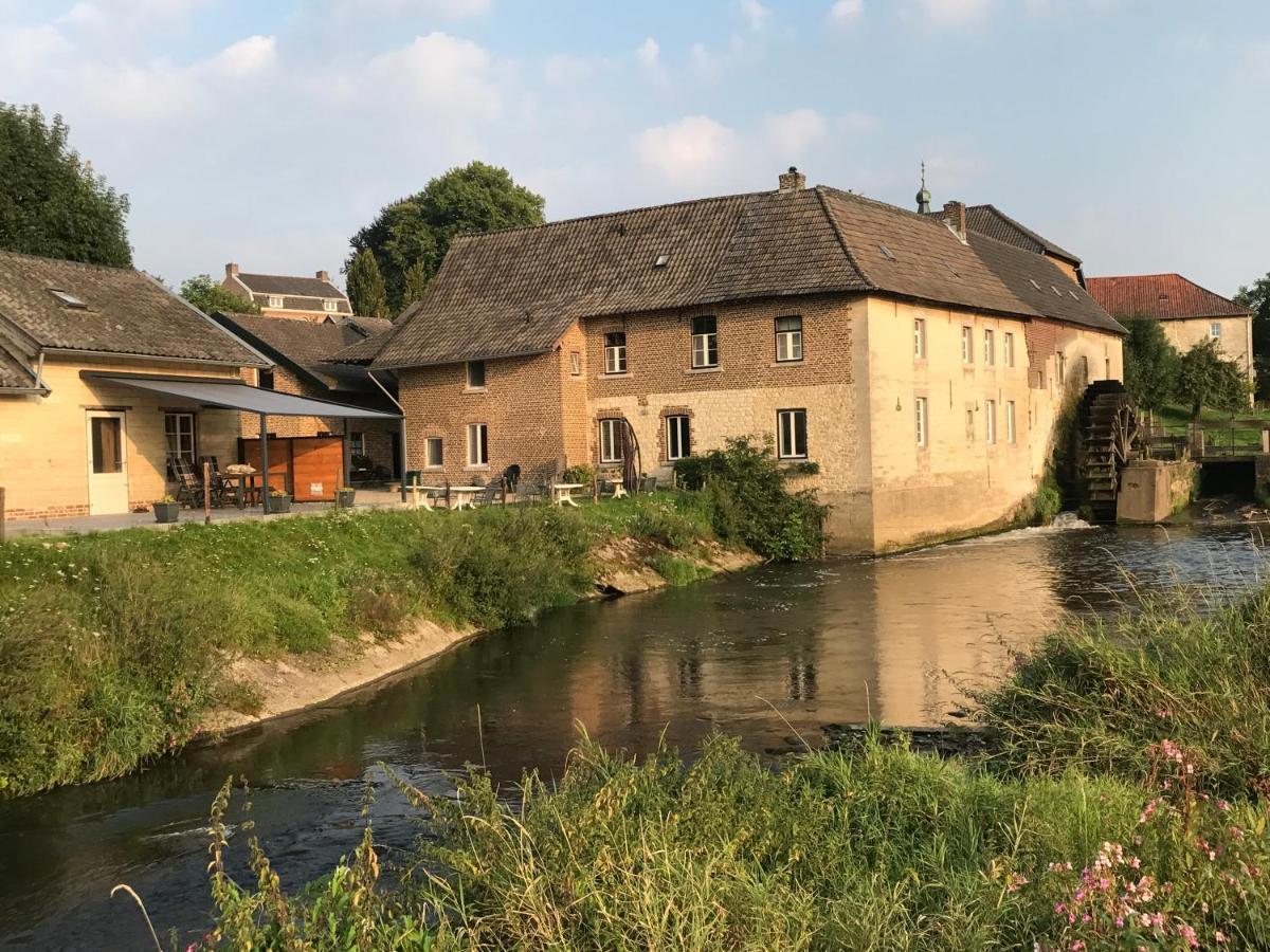 Aan De Watermolen Vakantiewoningen Wijlre Eksteriør billede