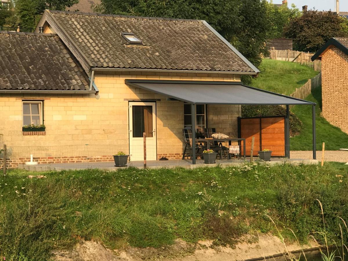 Aan De Watermolen Vakantiewoningen Wijlre Eksteriør billede